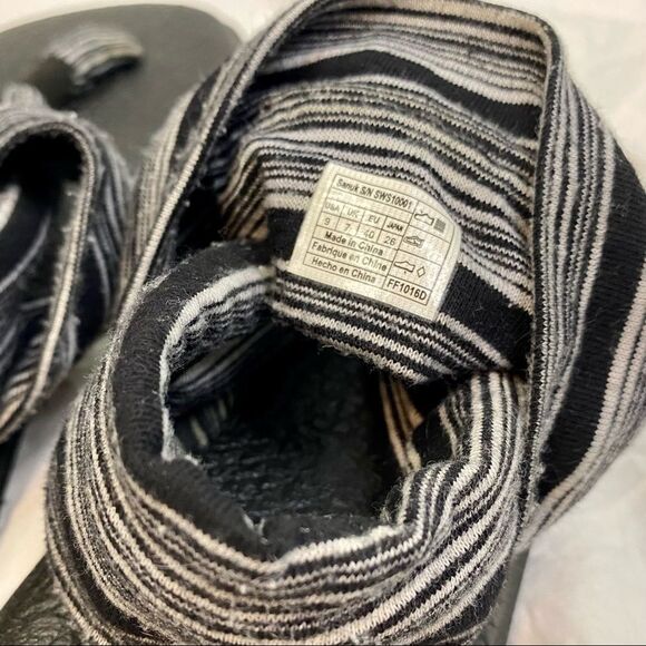 Sanuk Yoga Mat Sandals - Picture 5 of 6